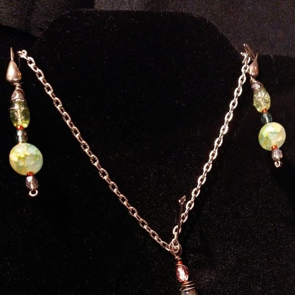 CCLHMHLLC Wired Jewellery Designs - Picture 4 of 4